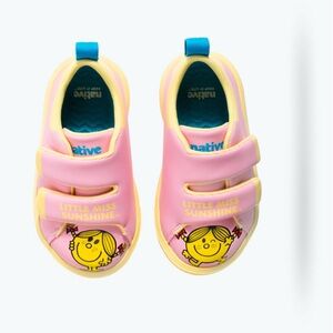 Little Miss Sunshine Monaco Natives Velcro NWT C9
